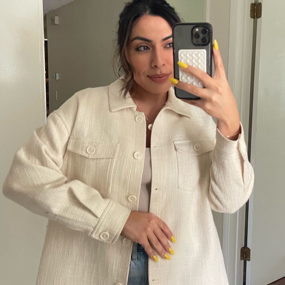 Cream Shacket - Picture 2 of 7
